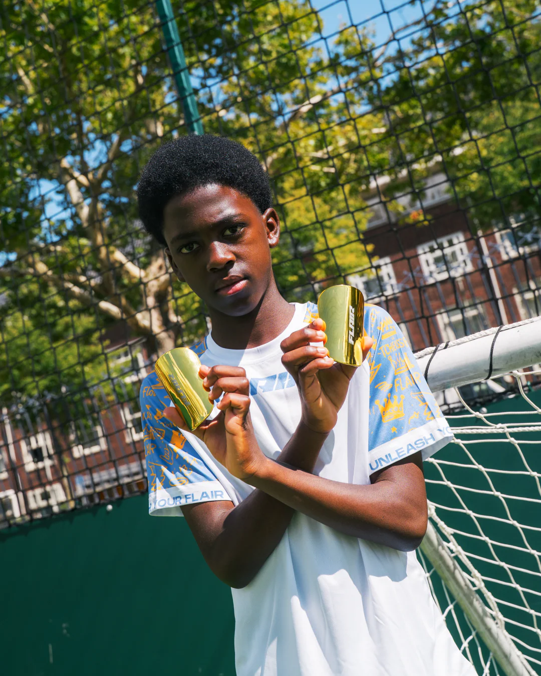 Kids Gold Shin pads - Image 9